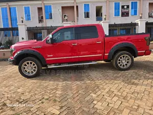 Ford F-150 Platinum  2013 Red