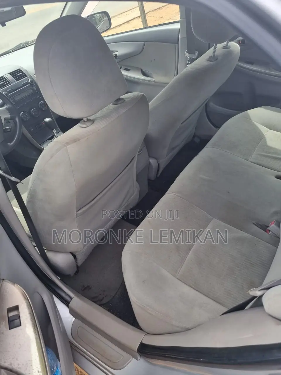 Toyota Corolla 2010 Silver