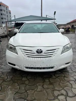 Toyota Camry 2008 White