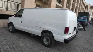 Ford E350 2008 White