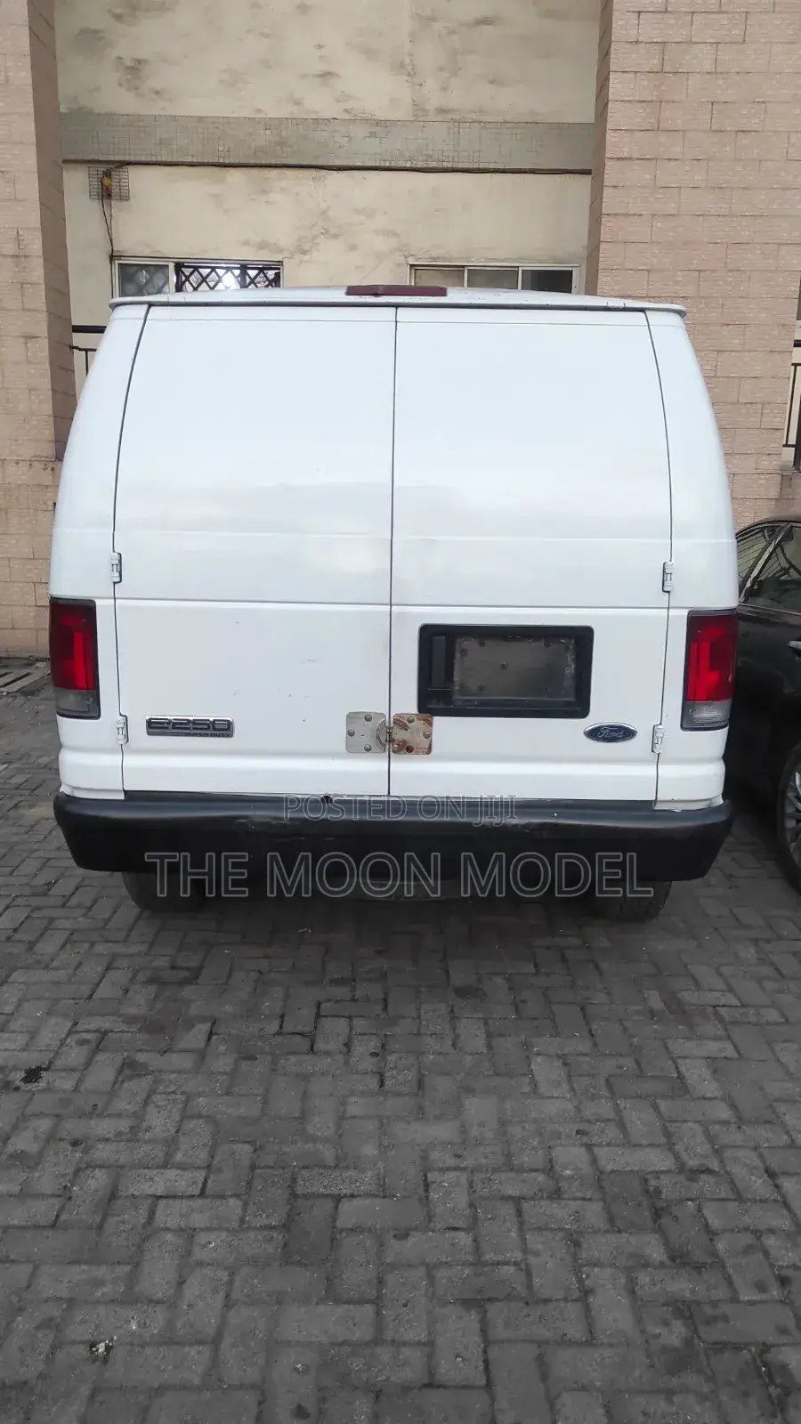 Ford E350 2008 White