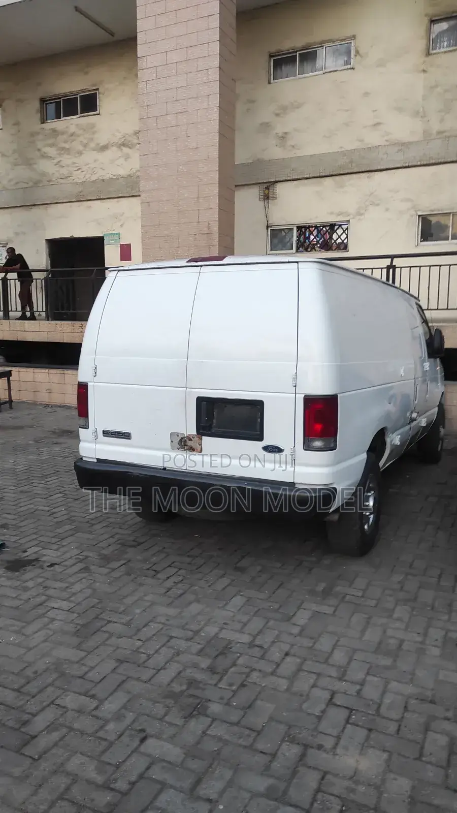 Ford E350 2008 White