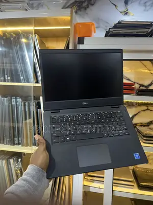 Laptop Dell Wyse 5470 8GB Intel Pentium SSD 128GB