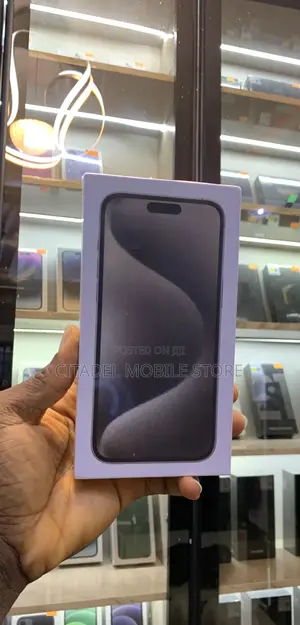 New Apple iPhone 15 Pro Max 256 GB
