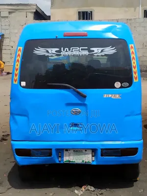 Daihatsu Hijet 2015 Blue