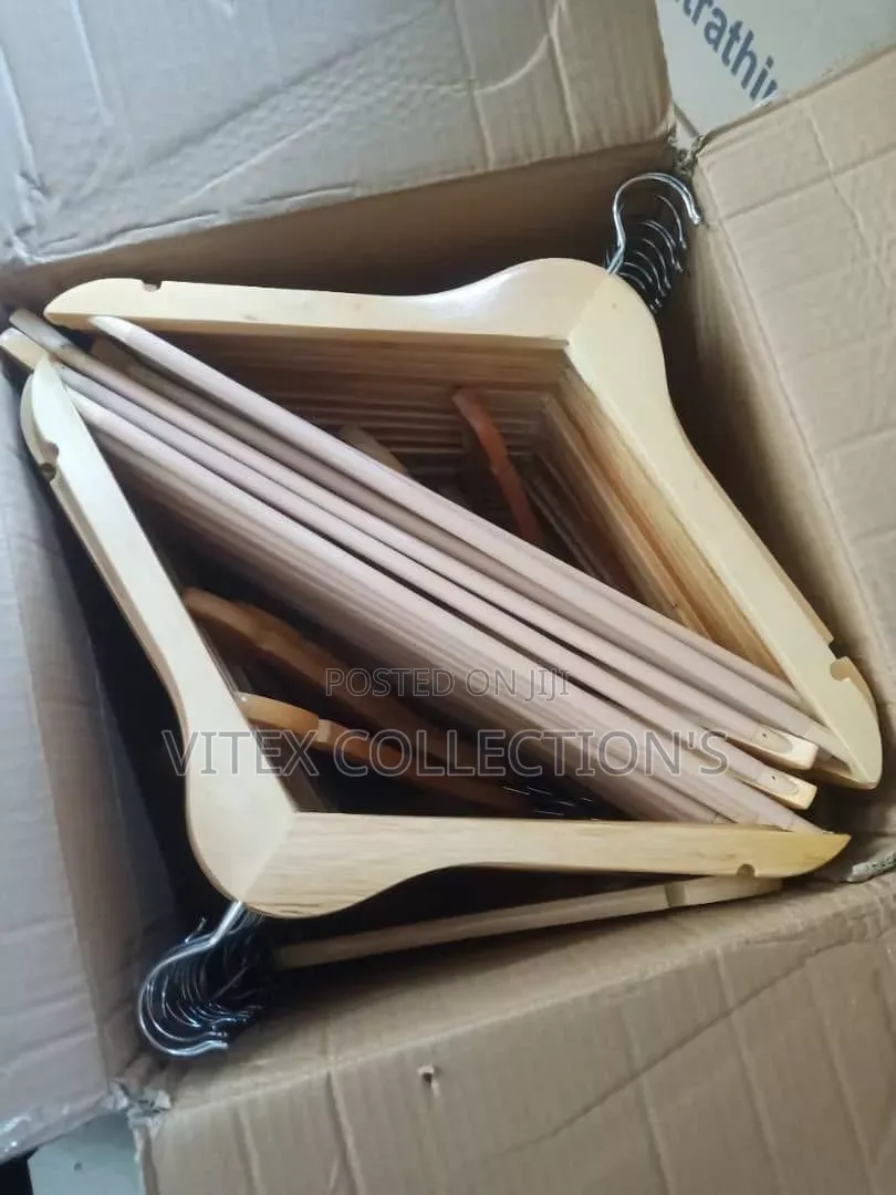 10pcs Wooden Hanger