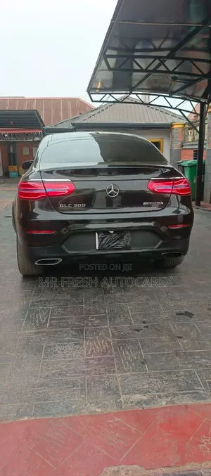 Mercedes-Benz GLC-Class 2019 Black