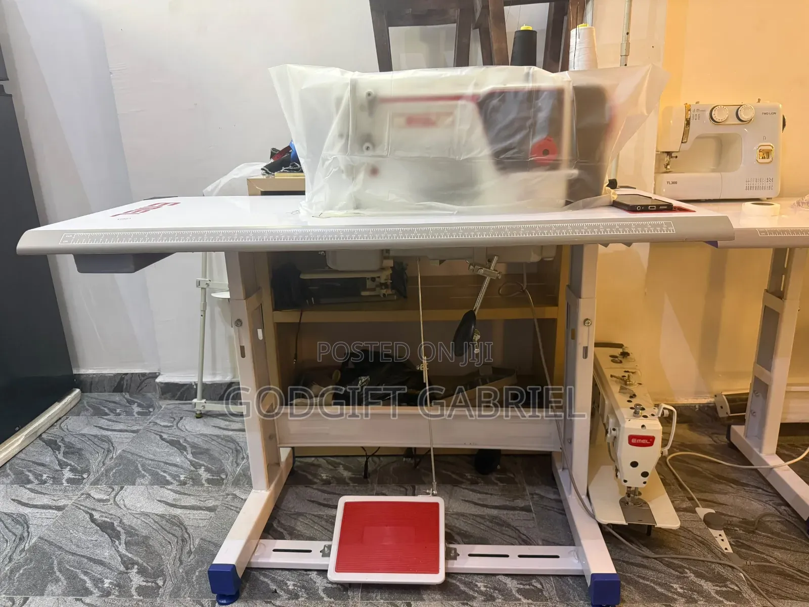 Emel Industrial Sewing Machine