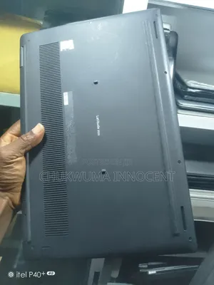 Laptop Dell Latitude 3520 8GB Intel Core i5 SSD 256GB