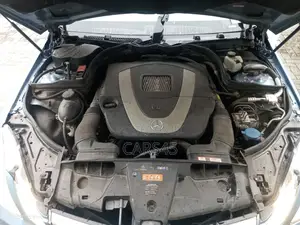 Mercedes-Benz E350 2011 Blue