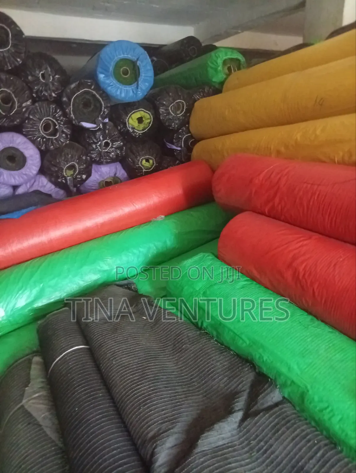 Artificial Grass . High Quality Artificial Grass Available in Bulk