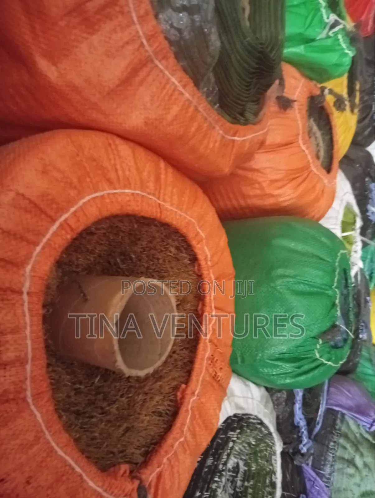 Artificial Grass . High Quality Artificial Grass Available in Bulk