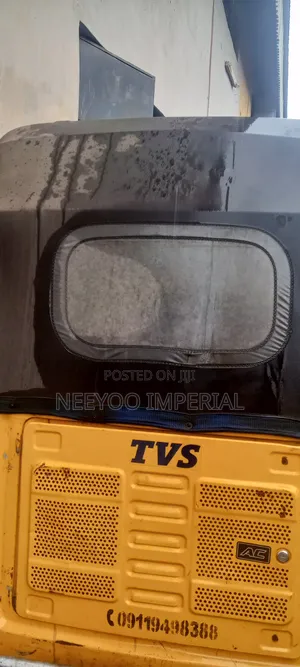 TVS HLX Plus ES 2021 Yellow