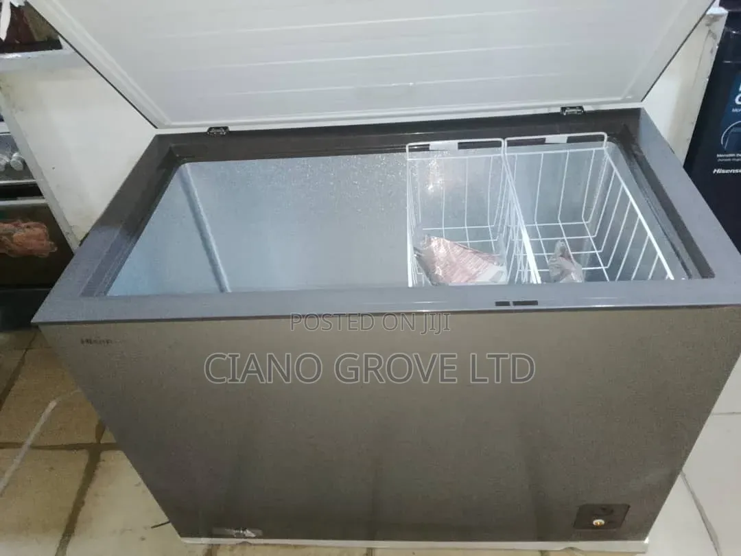 Hisense Freezer 390liters