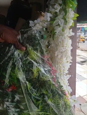 Wall Flower Mat. Artificial Flower.
