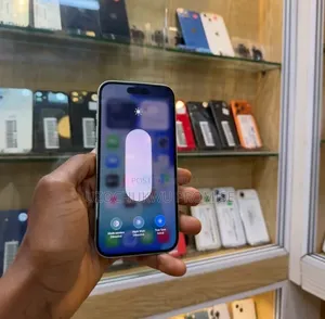 Apple iPhone 15 128 GB Green