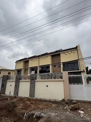 3bdrm Duplex in Gwarinpa for sale