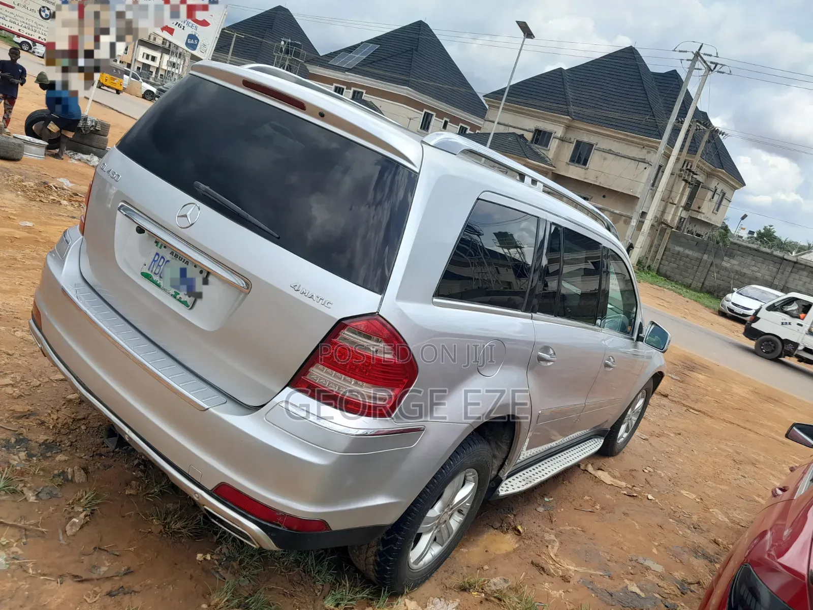 Mercedes-Benz GL-Class 2010 Silver