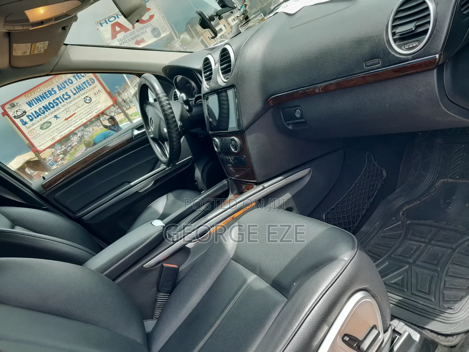 Mercedes-Benz GL-Class 2010 Silver