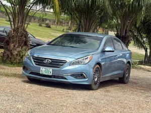 Hyundai Sonata 2016 Blue
