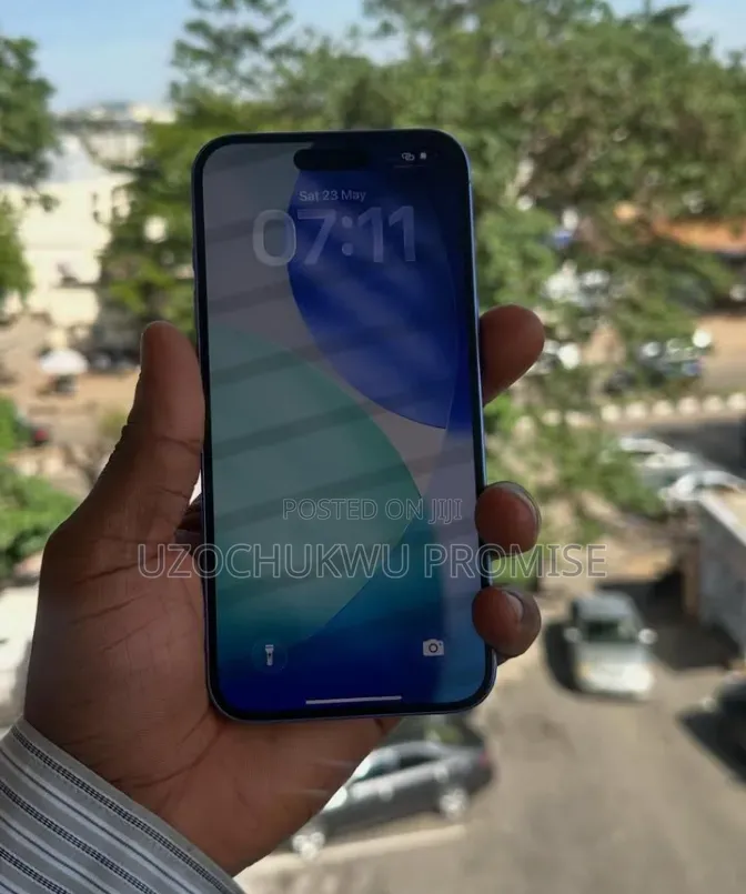 New Apple iPhone 16 Plus 128 GB Blue