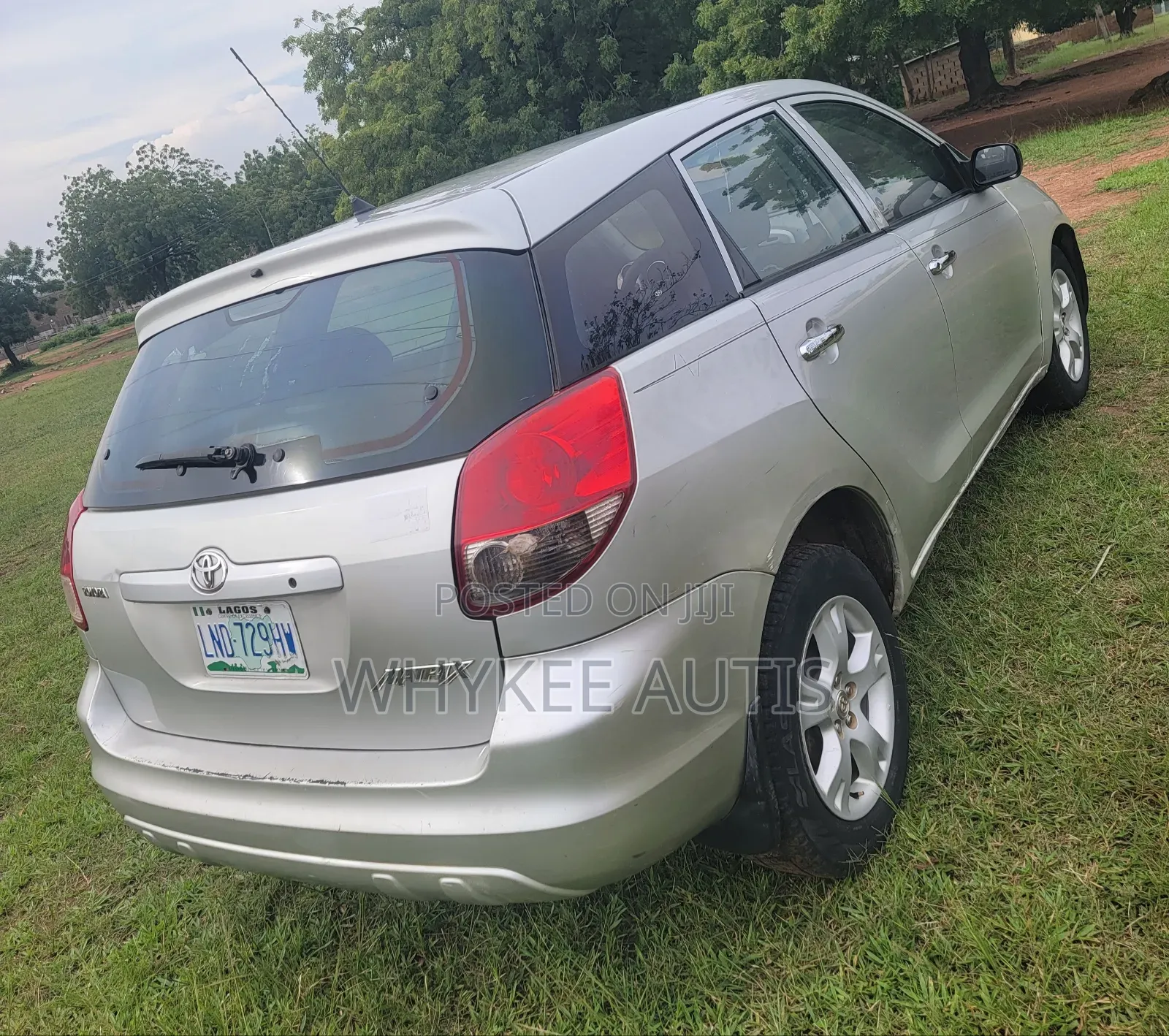 Toyota Matrix 2004 Silver