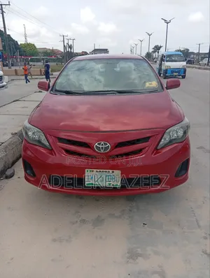 Toyota Corolla LE 4dr Sedan (1.8L 4cyl 4A) 2010 Red