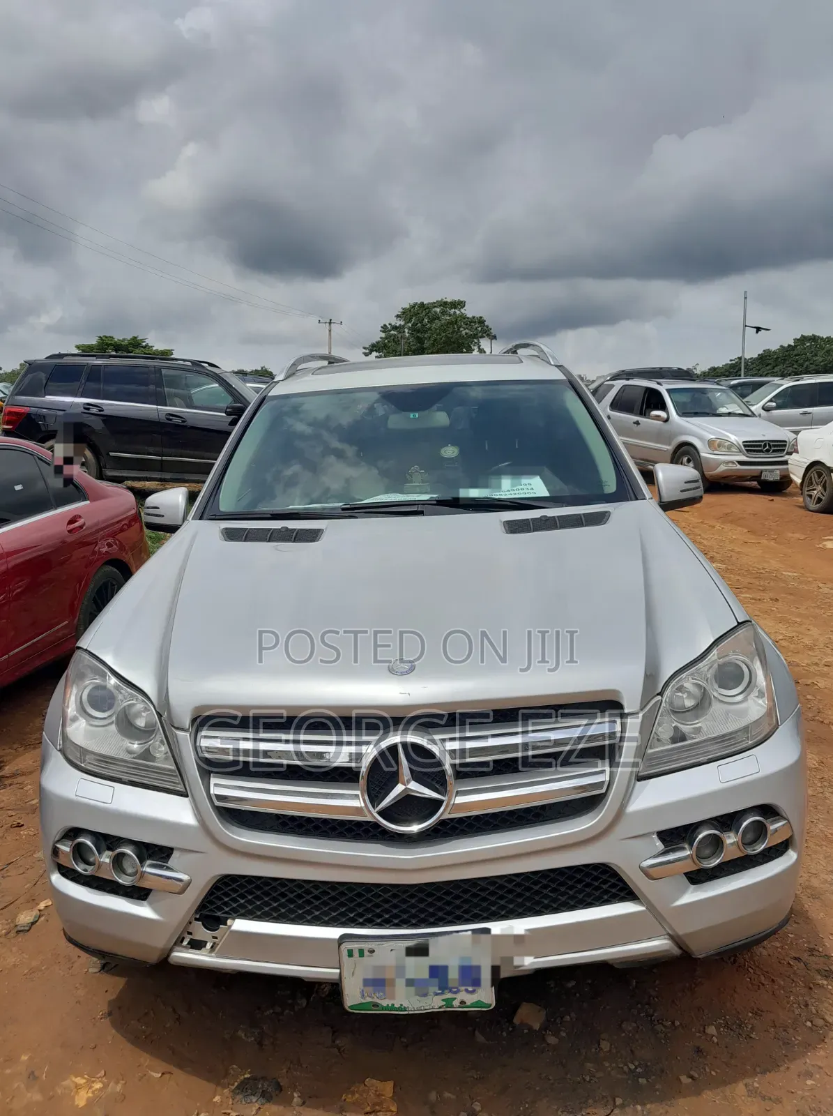 Mercedes-Benz GL-Class 2010 Silver