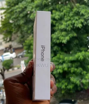 New Apple iPhone 16 Pro 128 GB Silver