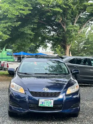 Toyota Matrix Hatchback FWD (1.8L 4cyl 5M) 2008 Blue