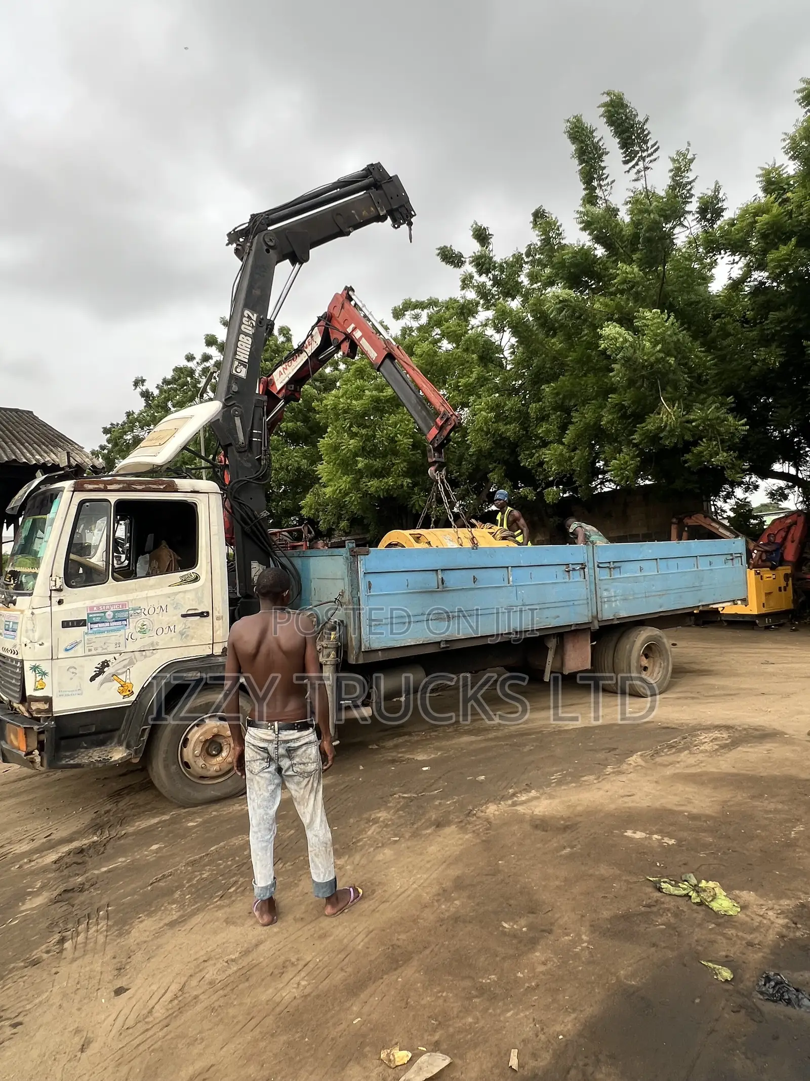 Self Loader Trucks Available for Hire