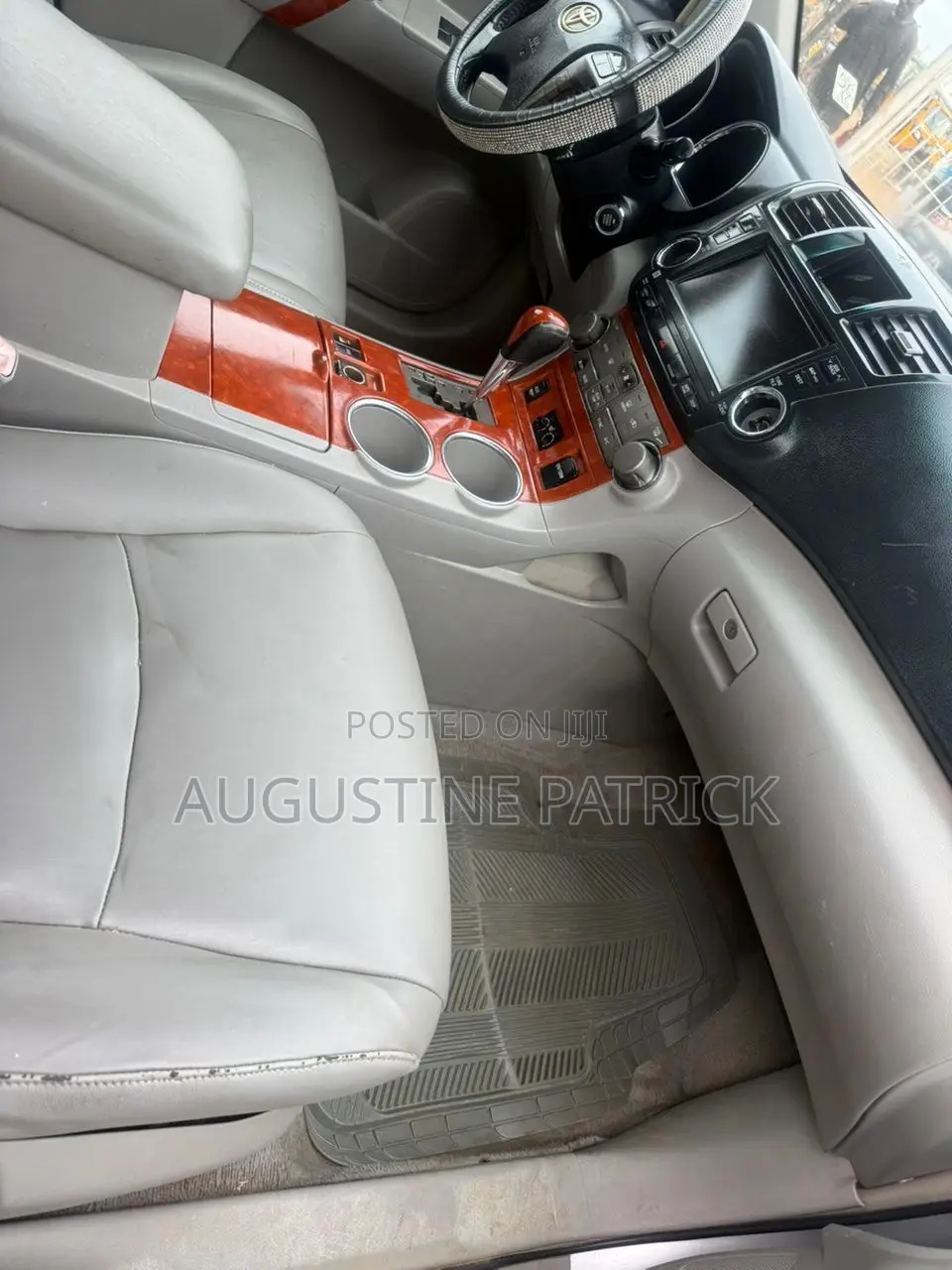 Toyota Highlander 2011 Silver