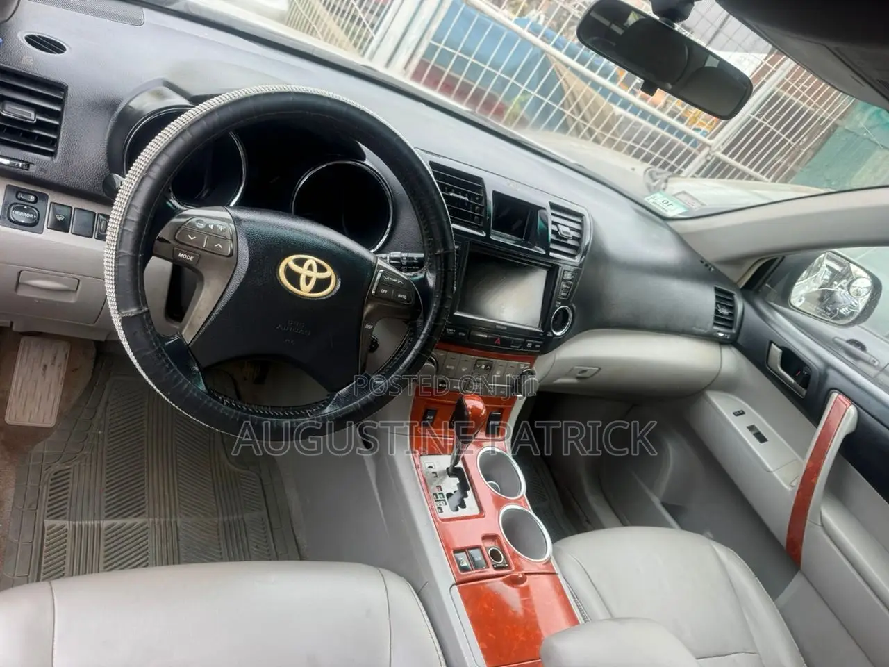 Toyota Highlander 2011 Silver