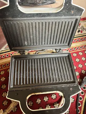 Panini/ Toaster