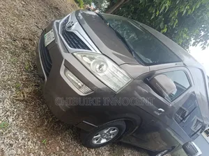 Toyota HiAce 2014 Grey