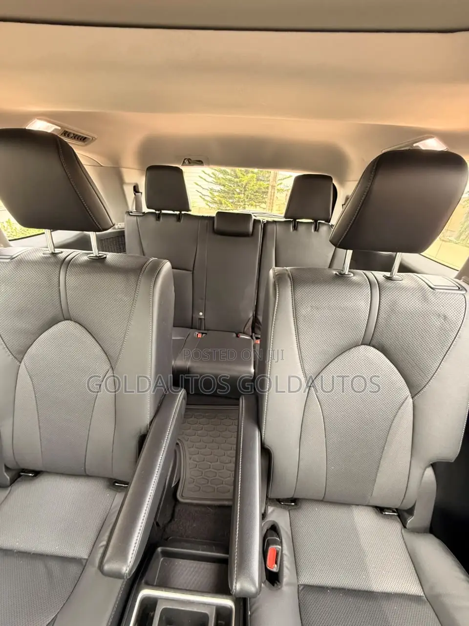 Toyota Highlander 2024 Red