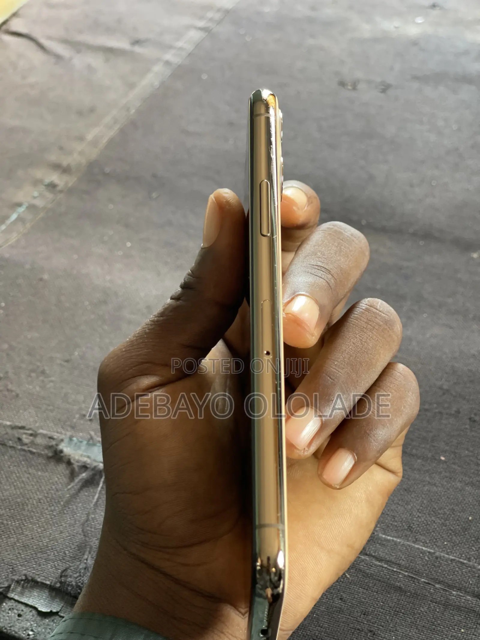 Apple iPhone 11 Pro 64 GB Gold