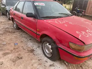 Toyota Corolla 1.3 Hatchback 1986 Red