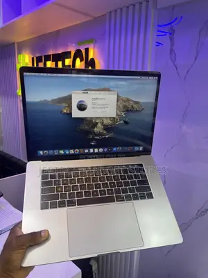 Laptop Apple MacBook Pro 2017 16GB Intel Core i7 SSD 512GB