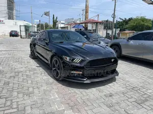 Black Ford Mustang Gt for Hire