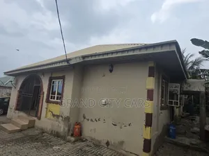 4bdrm Bungalow in Ifesowapo Estate,, Alakia for sale