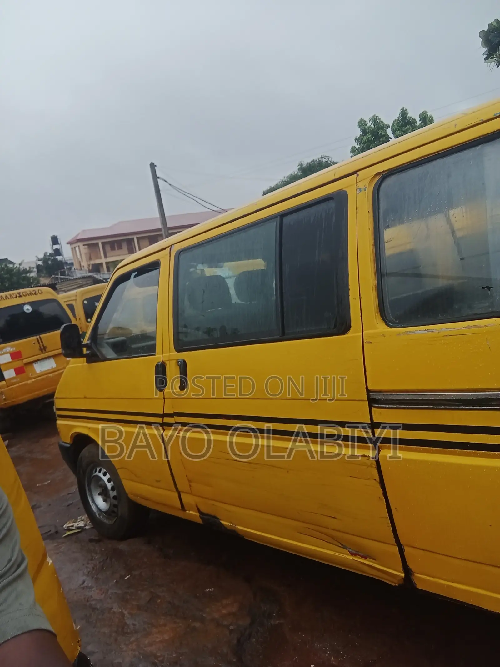 Volkswagen Transporter 2008 Yellow