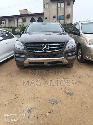 Mercedes-Benz M Class 2013 Brown