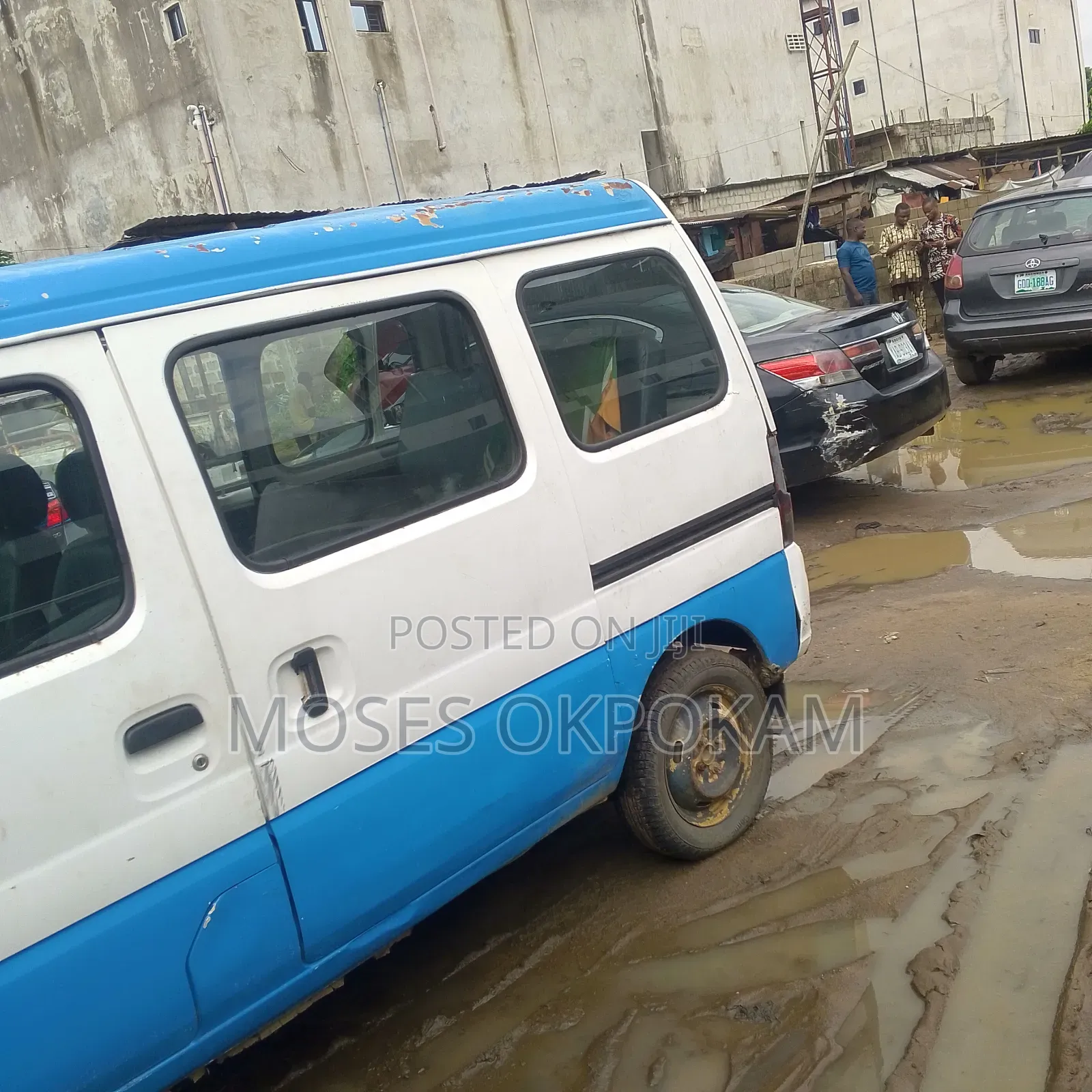 Suzuki APV Minibus 2010 White