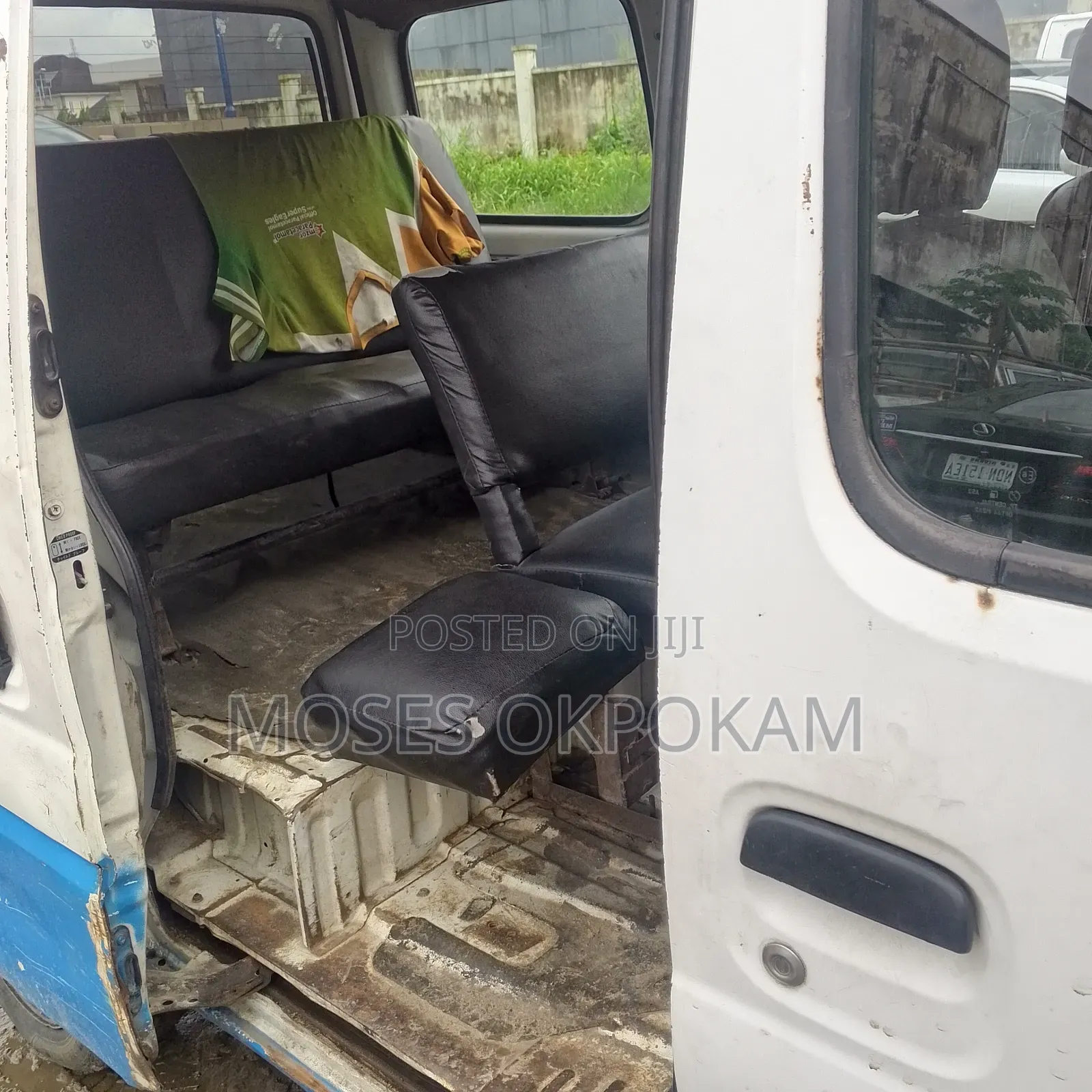 Suzuki APV Minibus 2010 White