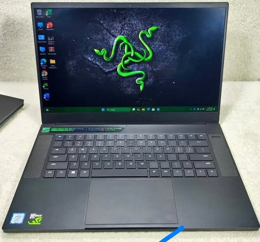 Laptop Razer Blade 16GB Nvidia SSD 512GB