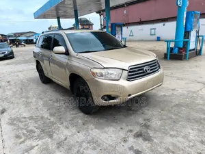 Toyota Highlander 2008 Gold
