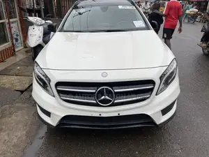 Mercedes-Benz GLA 250 2016 White
