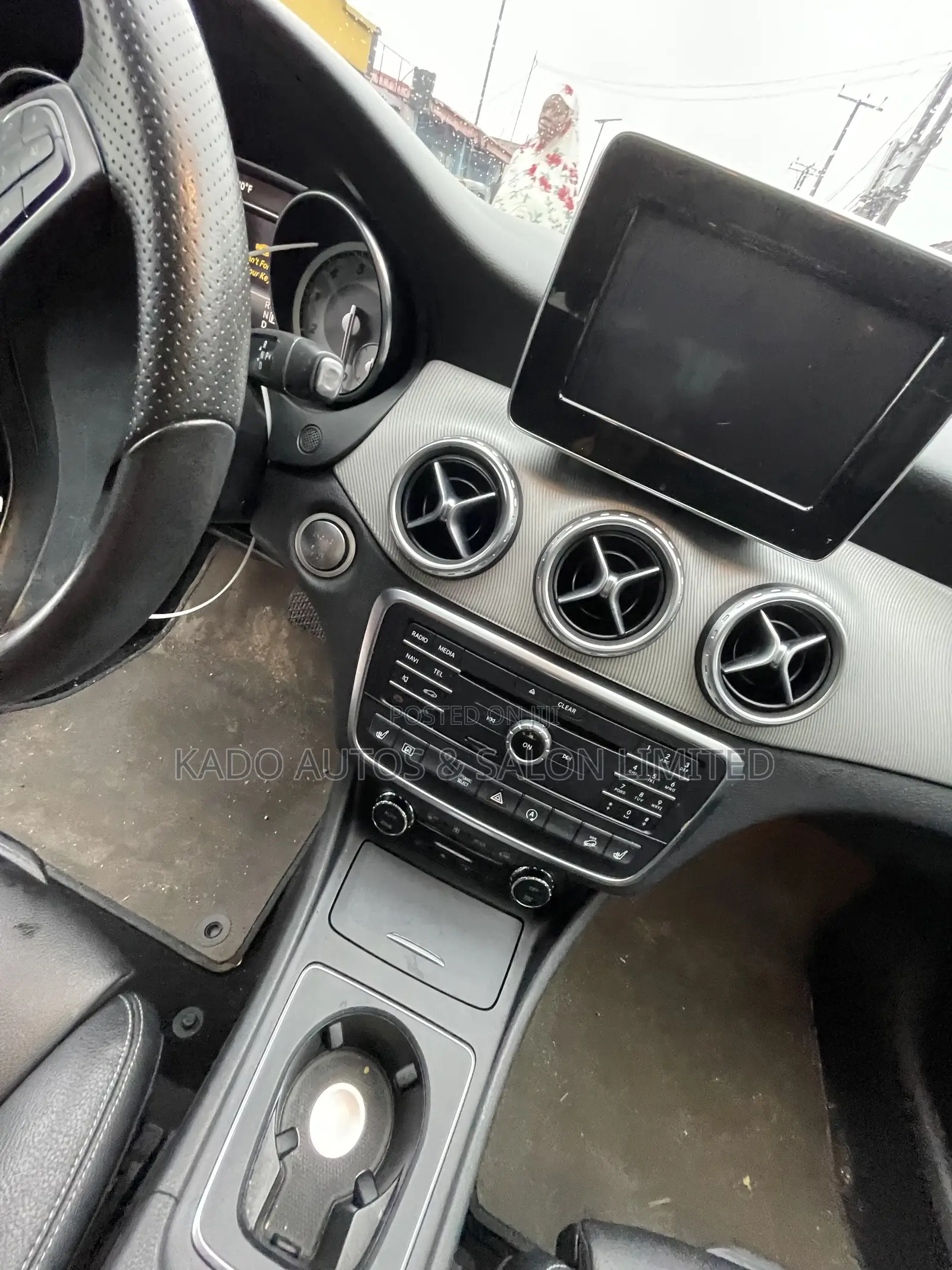 Mercedes-Benz GLA 250 2016 White