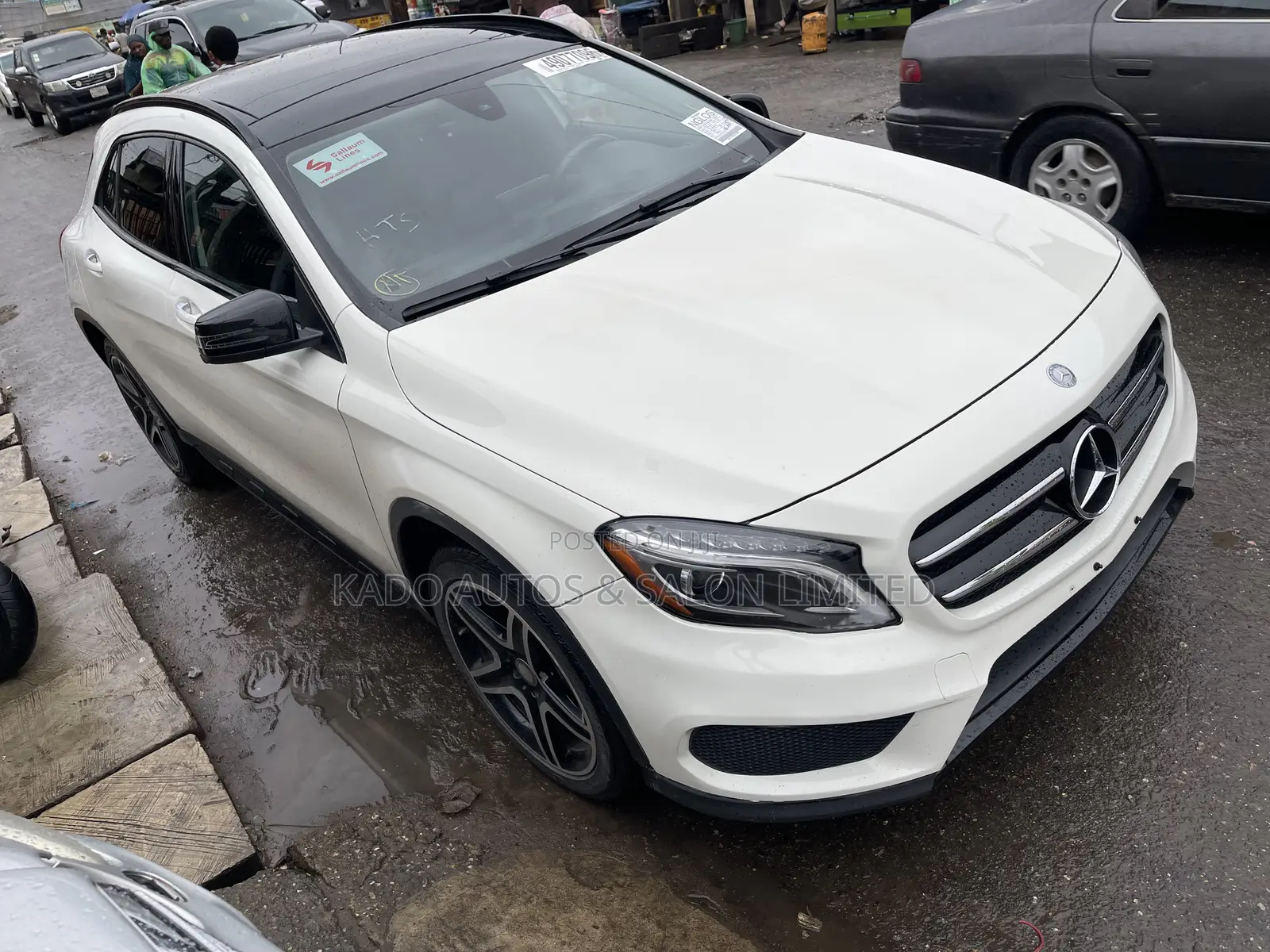 Mercedes-Benz GLA 250 2016 White